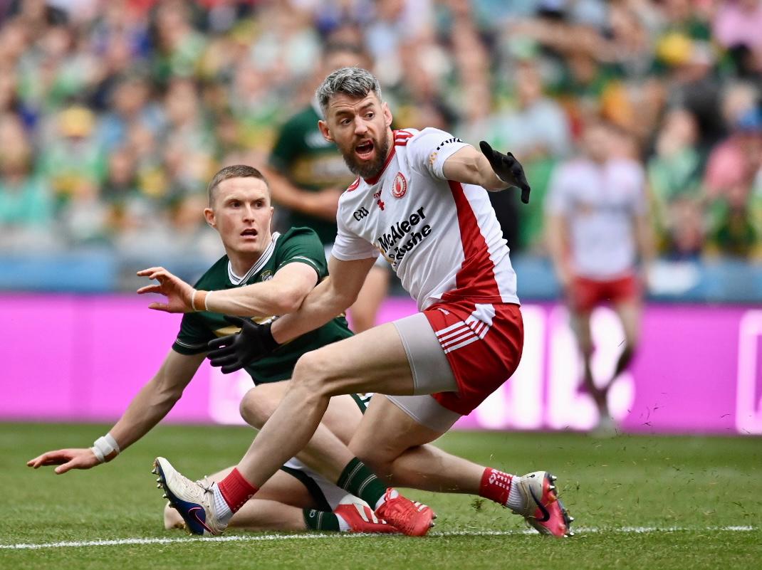 ‘We’re not getting the rub of the green...’ Tyrone manager critical of refereeing as Kerry wriggle off the hook in thriller