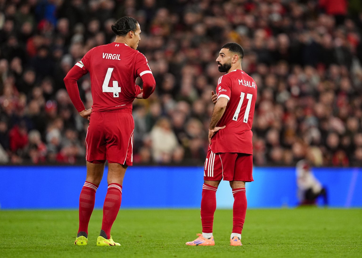 Virgil van Dijk wants ‘very important’ Mohamed Salah to remain at Liverpool