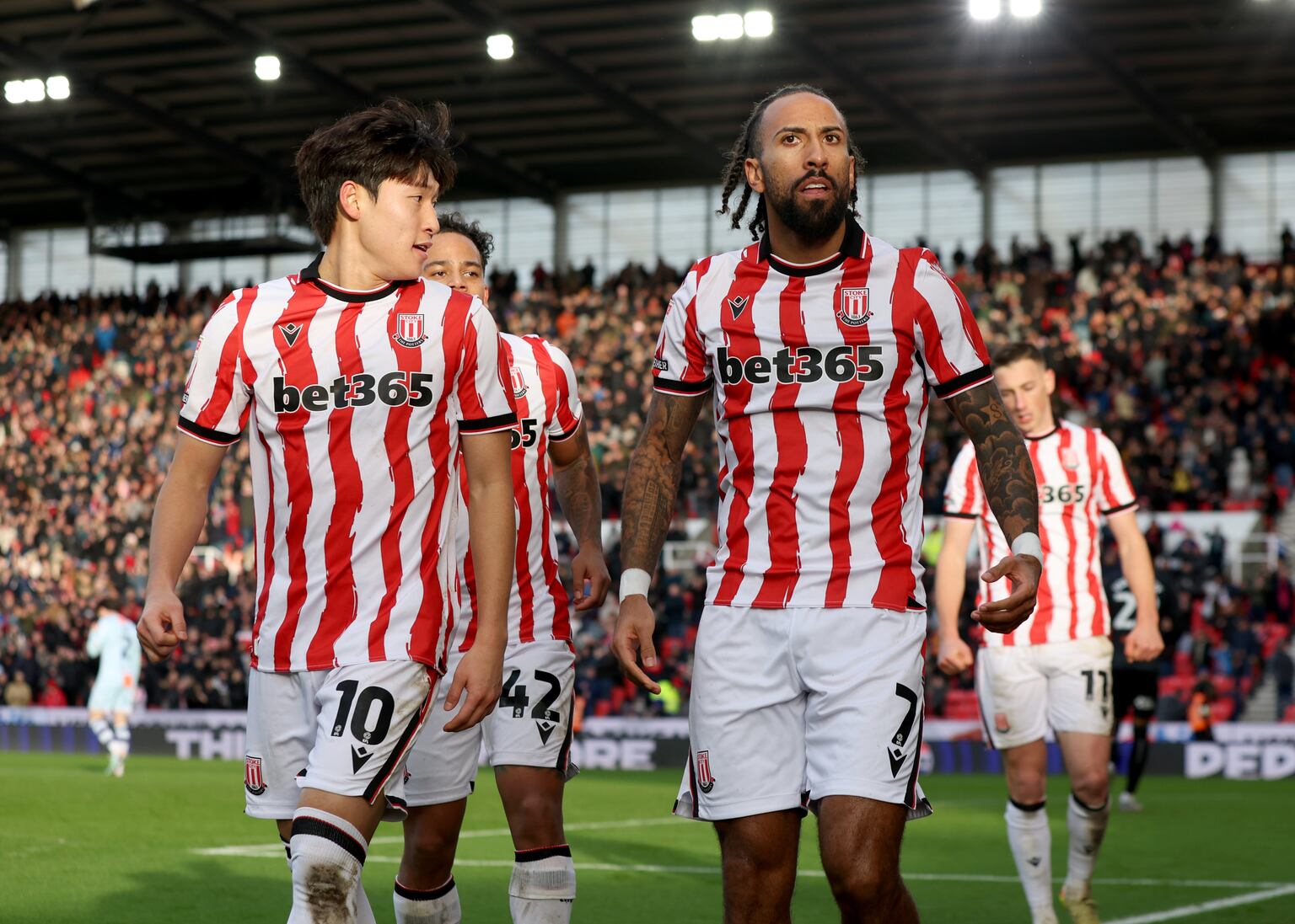 Ben Pearson and Sorba Thomas on the scoresheet as Stoke beat Swansea