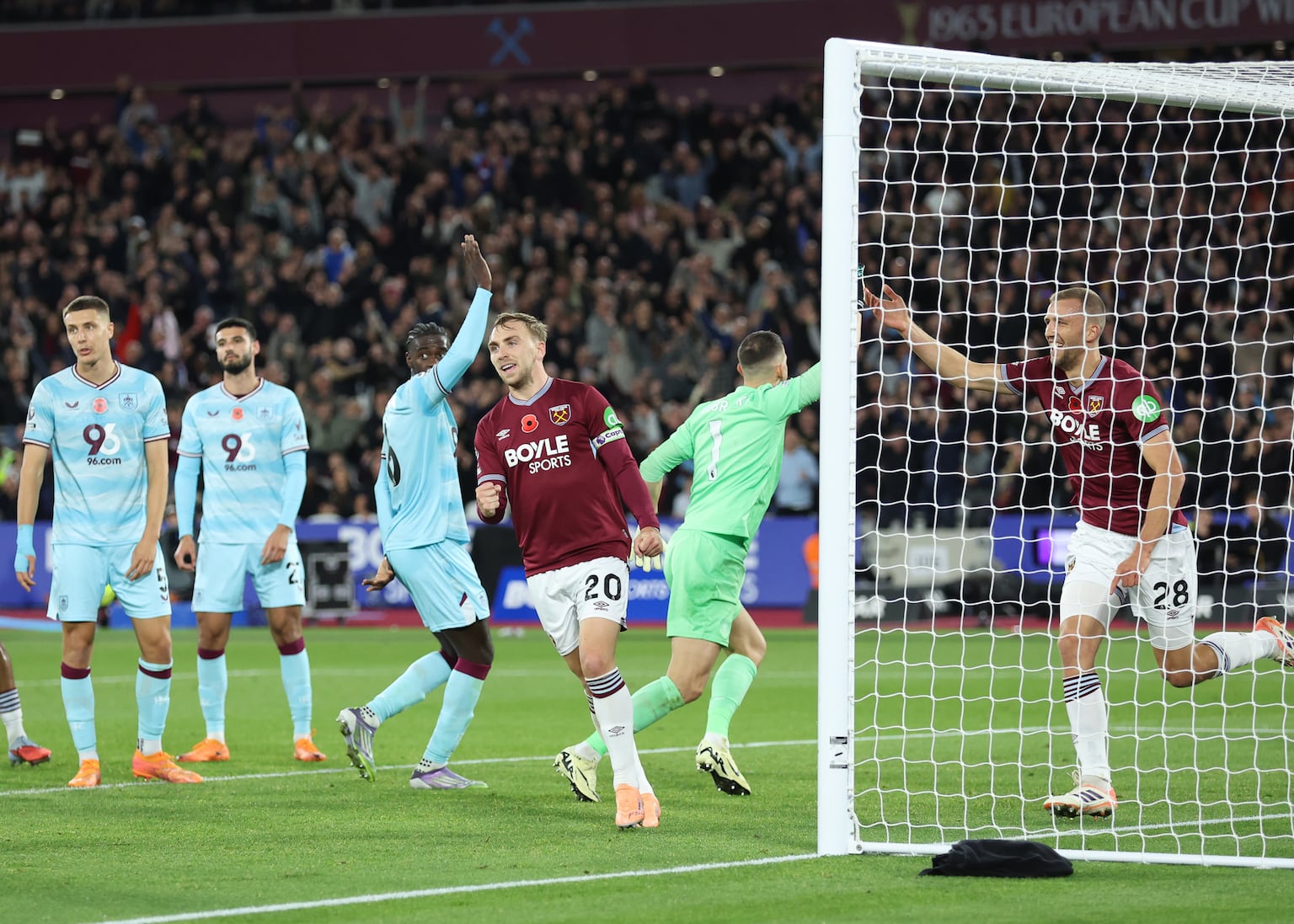 Nuno says ‘nightmare’ Tomas Soucek is a dream to manage after West Ham win