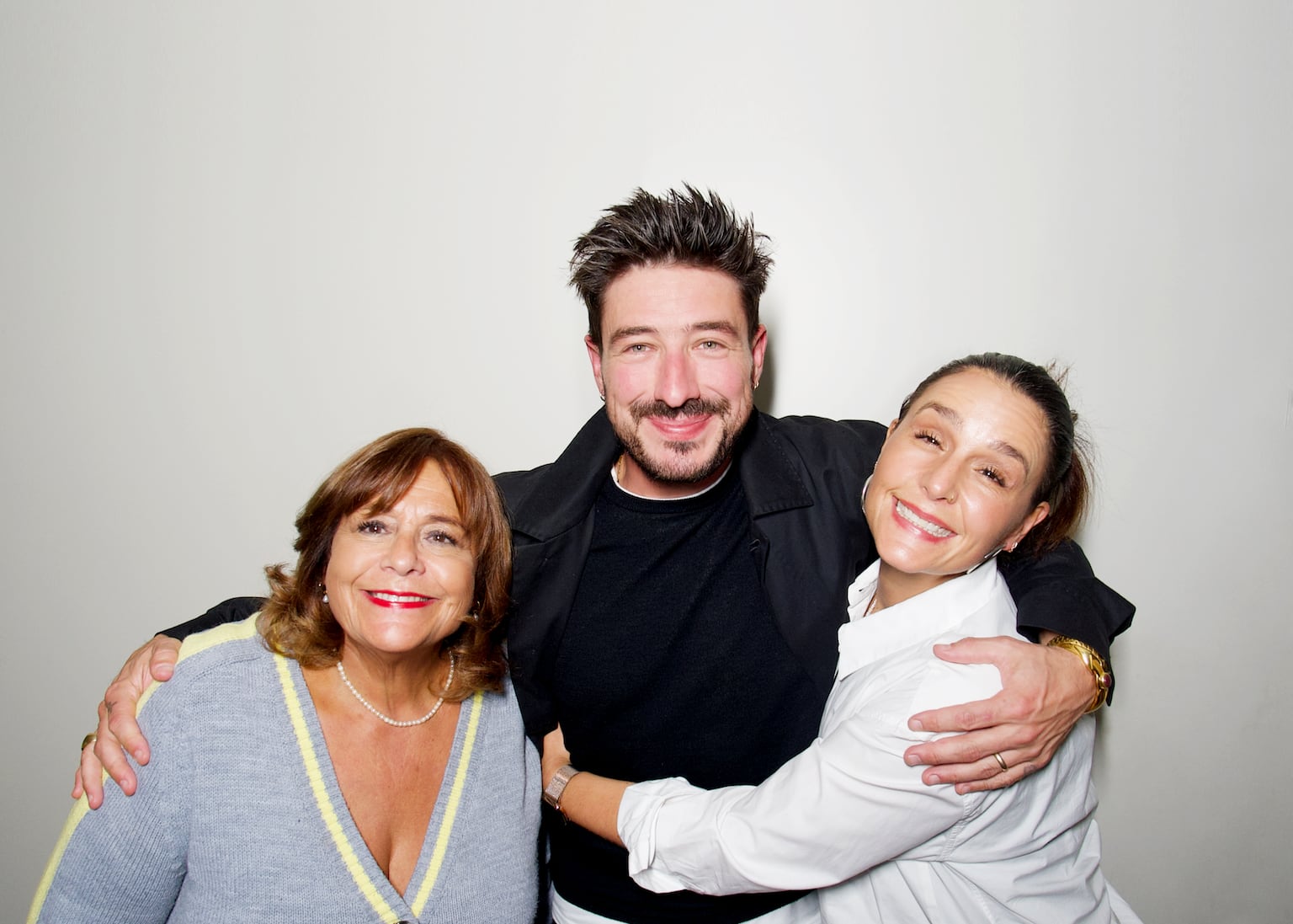 Marcus Mumford says Taylor Swift was ‘the most phenomenal house guest’