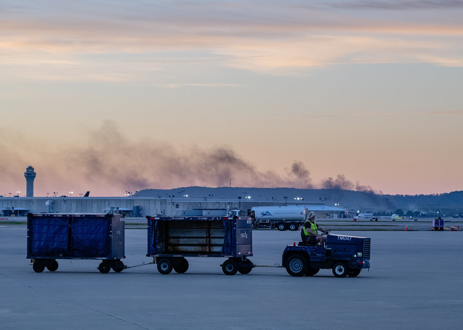 Cargo plane’s left wing caught fire before fatal Kentucky crash