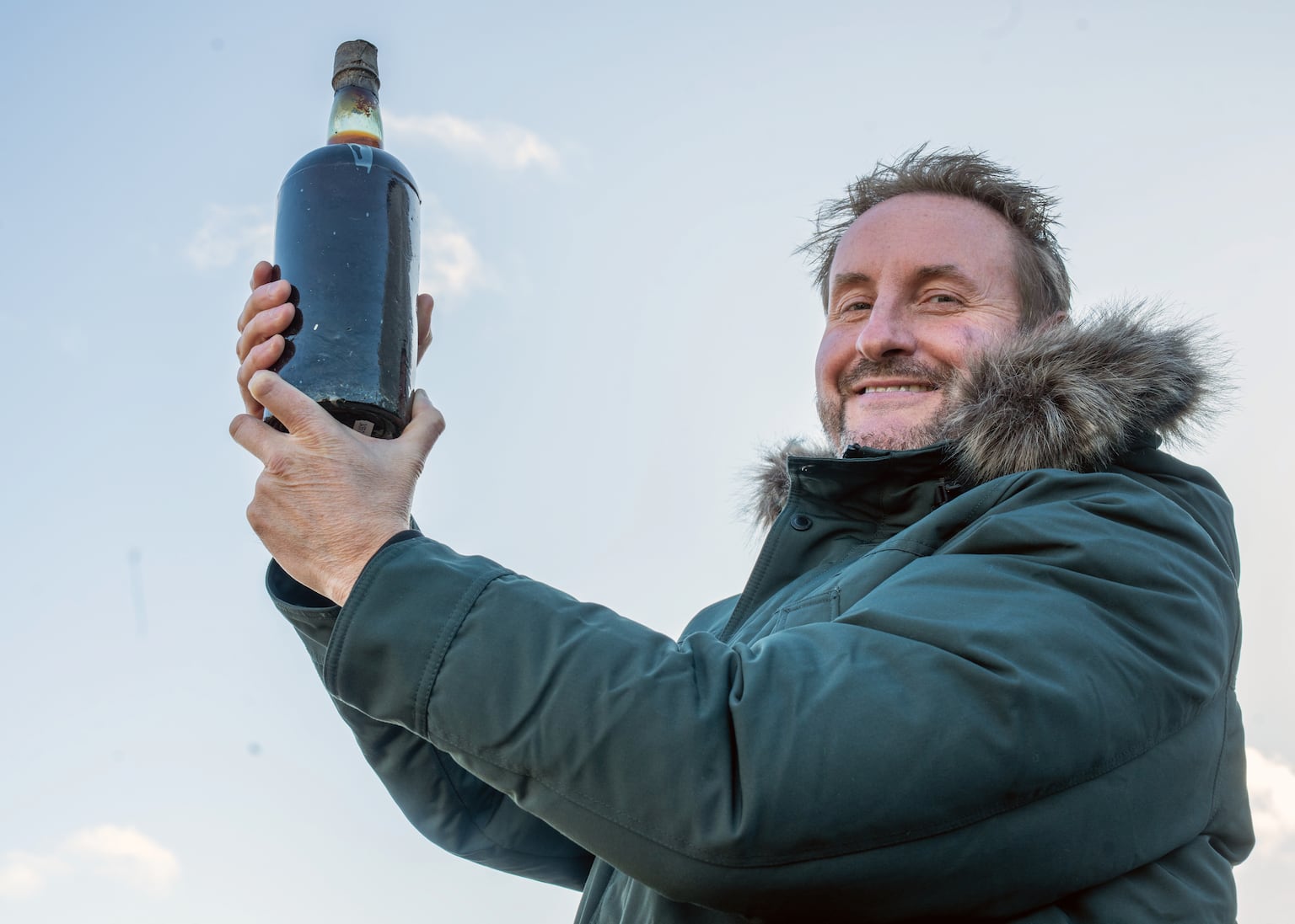 Rare bottle of 150-year-old beer opened to recreate original recipe