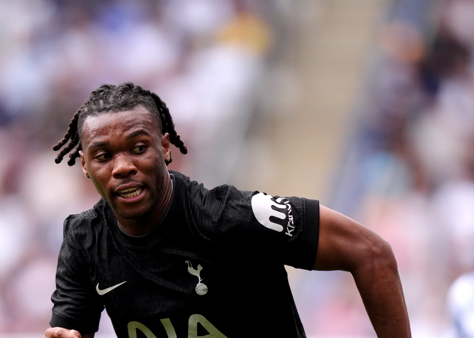 Tottenham star Destiny Udogie ‘threatened with gun’ in London