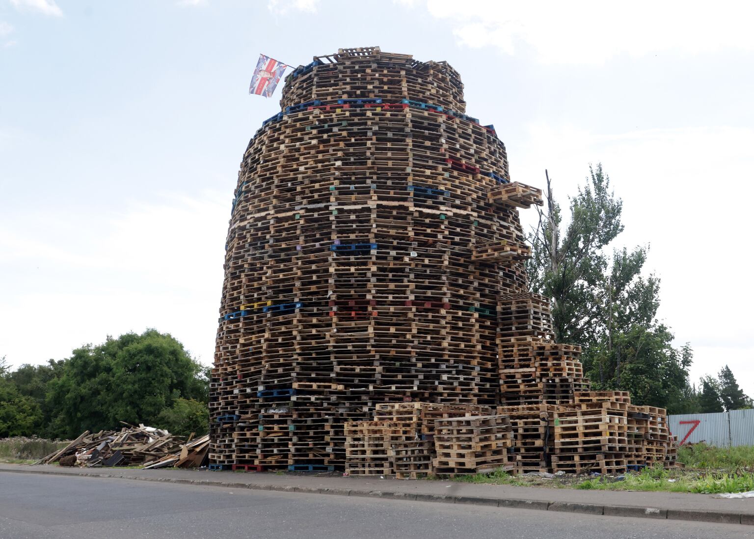 The bonfire at Prince Andrew Way has cost Stormont over £32,700 in repair bills since 2017.