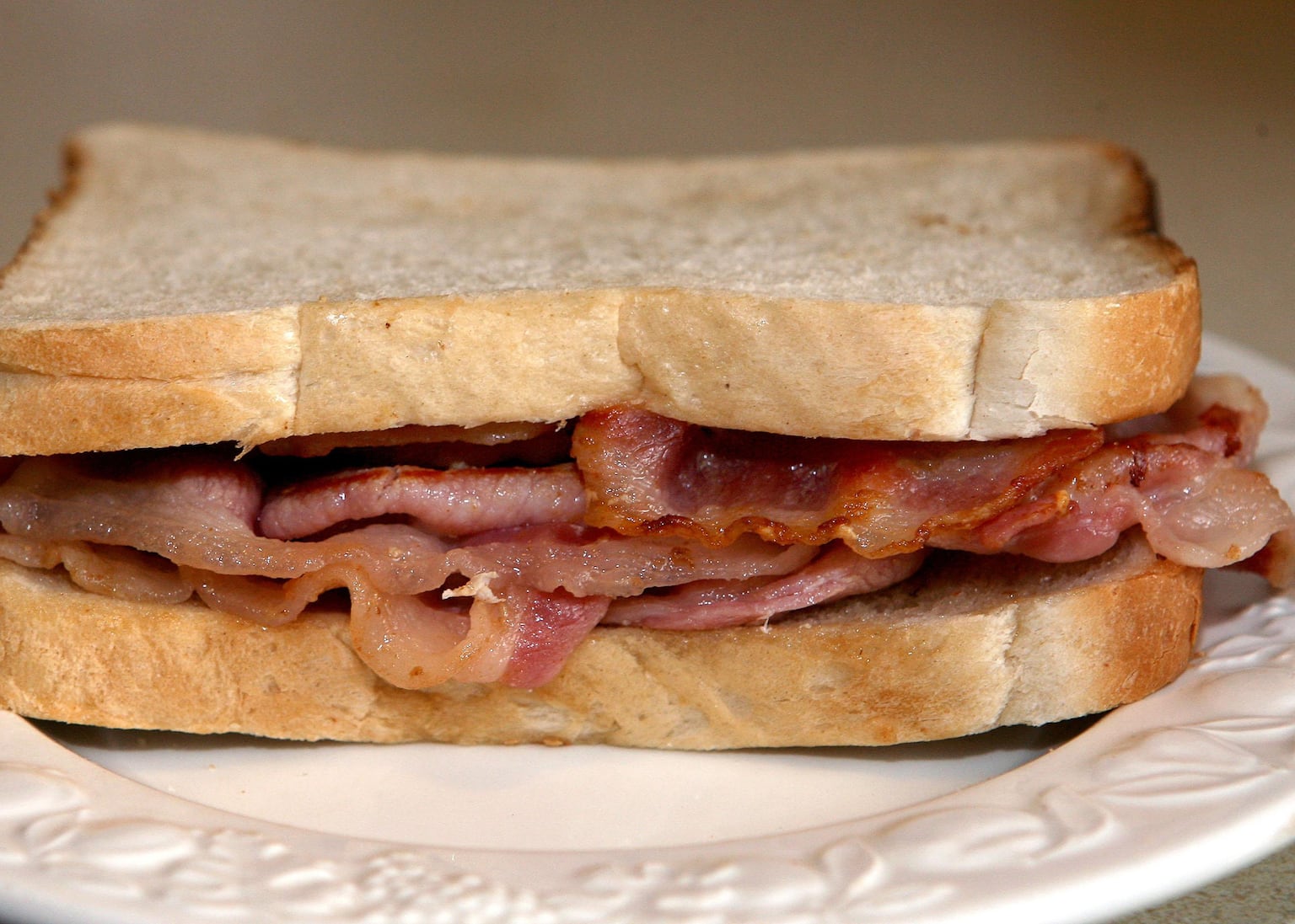 Belfast experts slam UK agency for doing “virtually nothing” over bacon and ham cancer risk