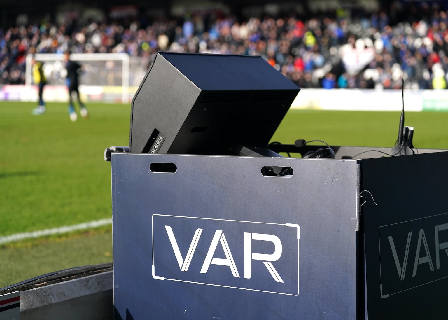 St Mirren suffer more VAR frustration in home defeat by Hibernian