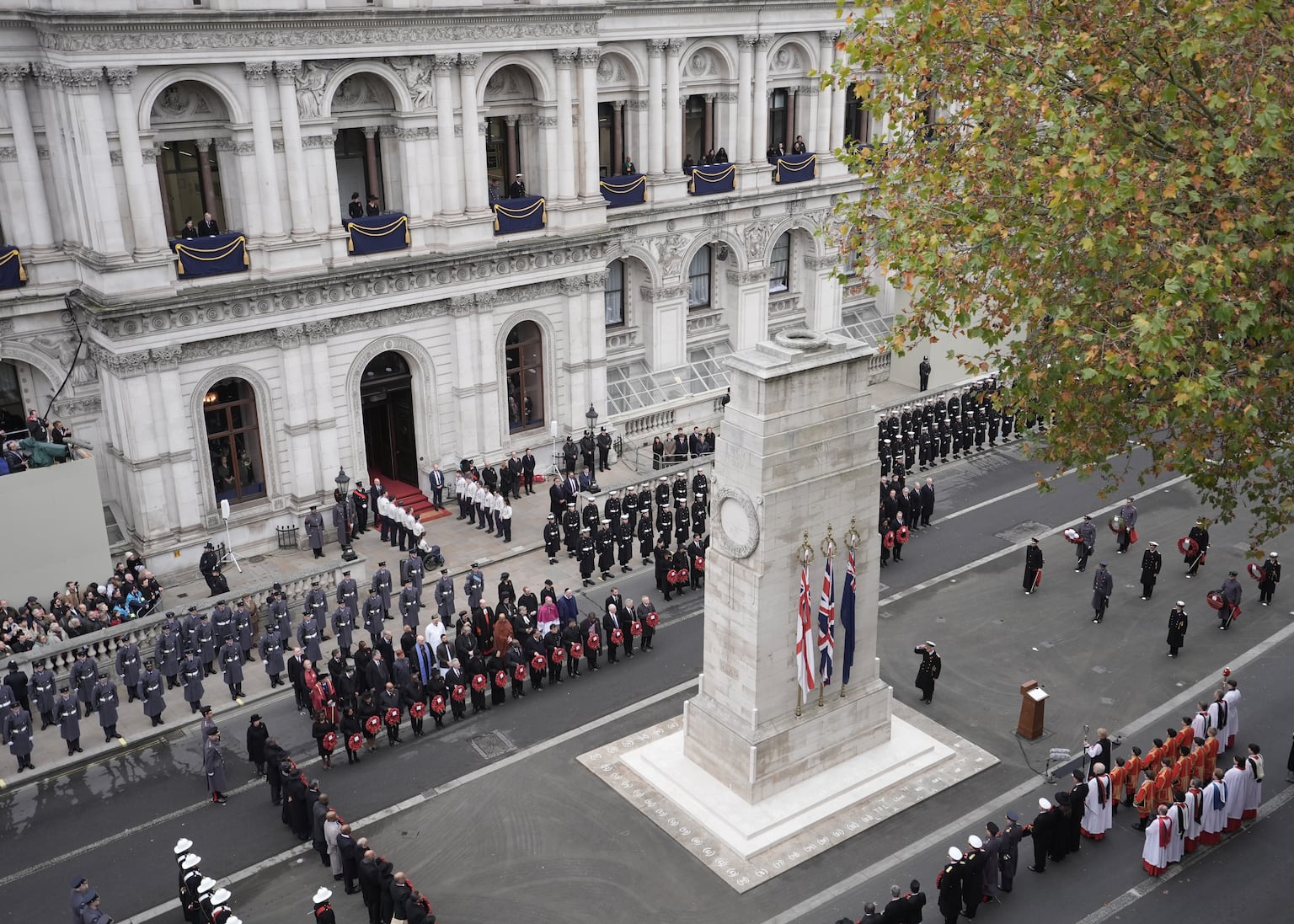 King set to lead Remembrance Sunday service at Cenotaph