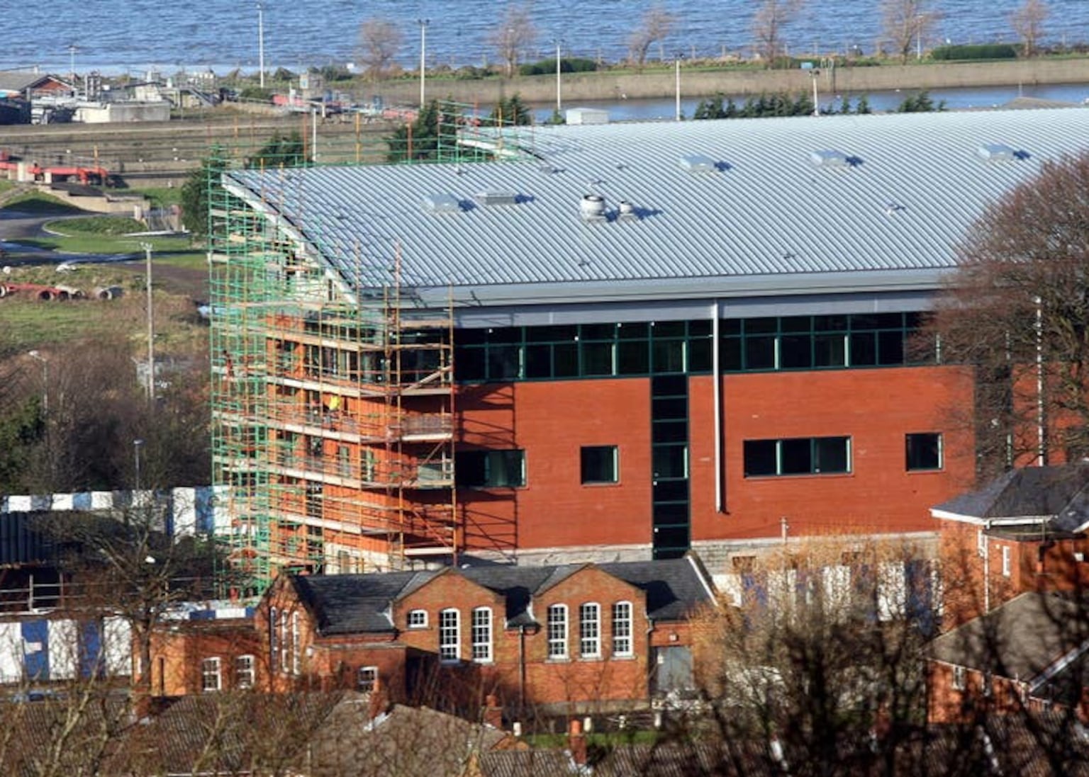 MI5 sends text messages offering ‘to help’ hardline republicans days after financial sanctions