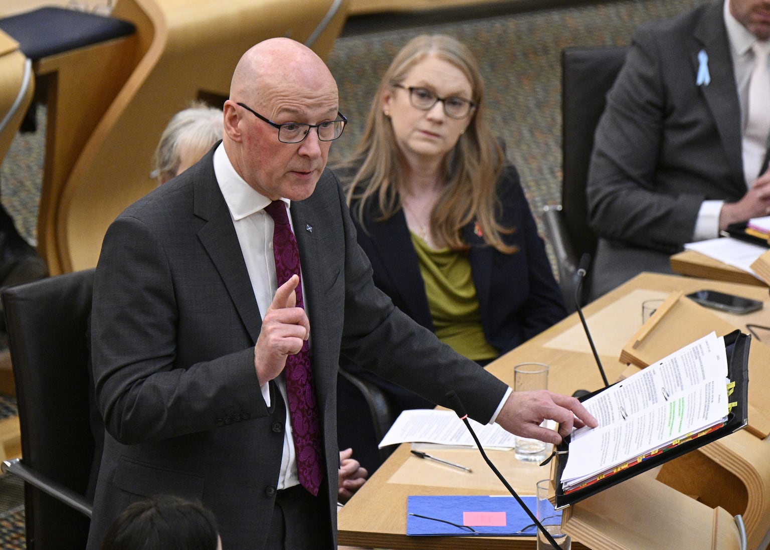 Gibb position on BBC board ‘untenable’, says Swinney