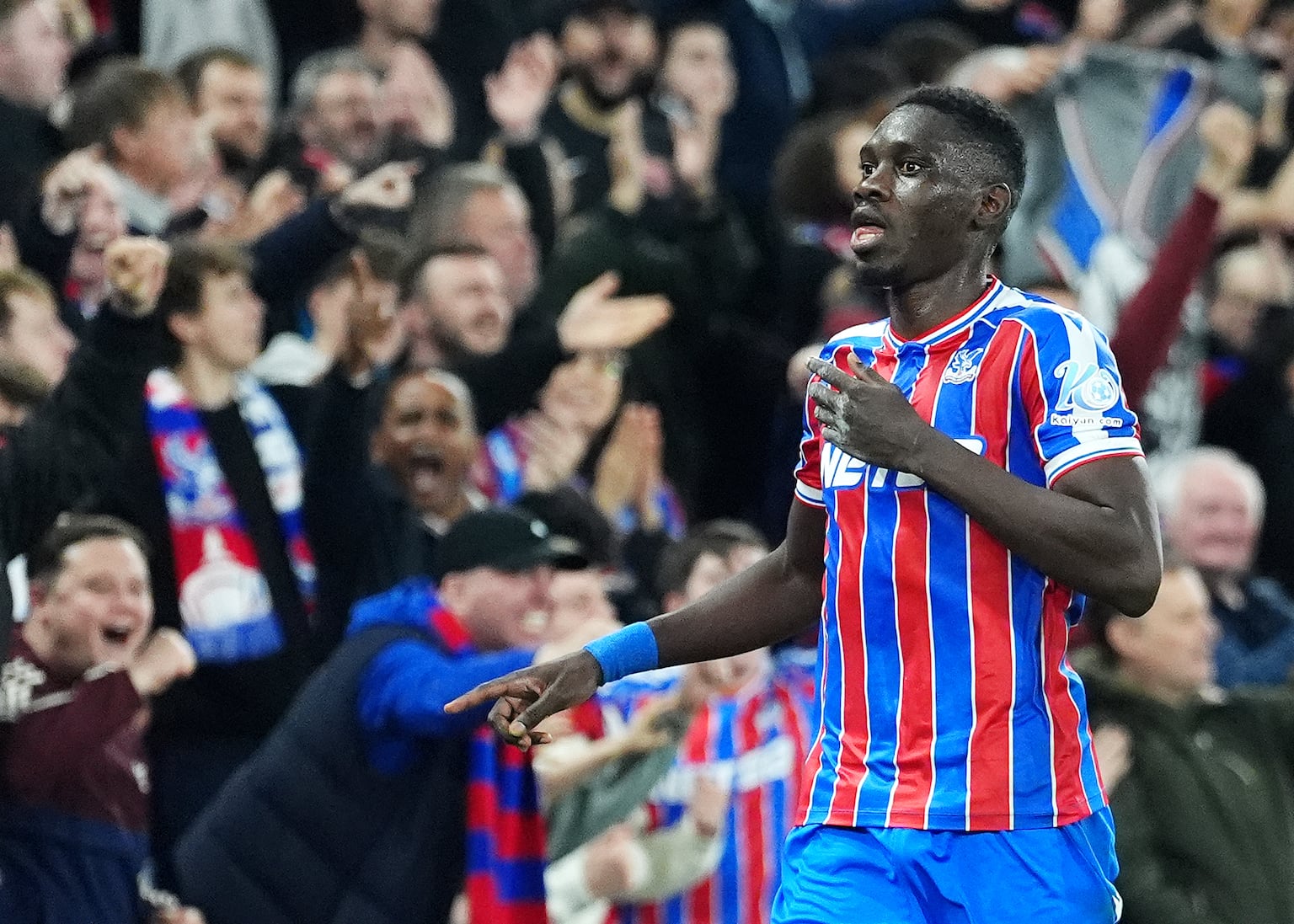 Oliver Glasner hopes Ismaila Sarr gets credit at home after double for Palace