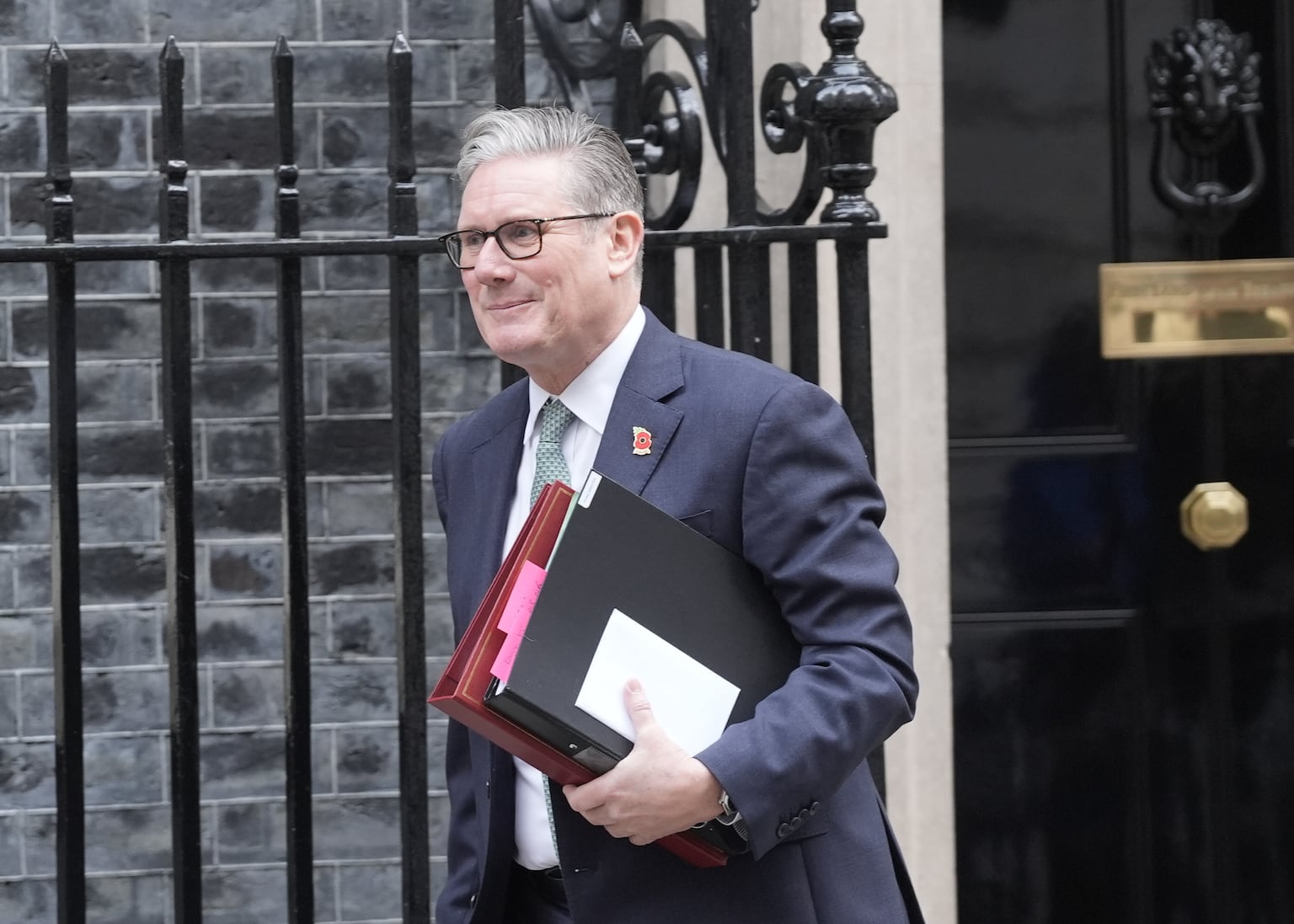 Starmer: BBC needs to ‘get their house in order’ as Trump ramps up legal threat