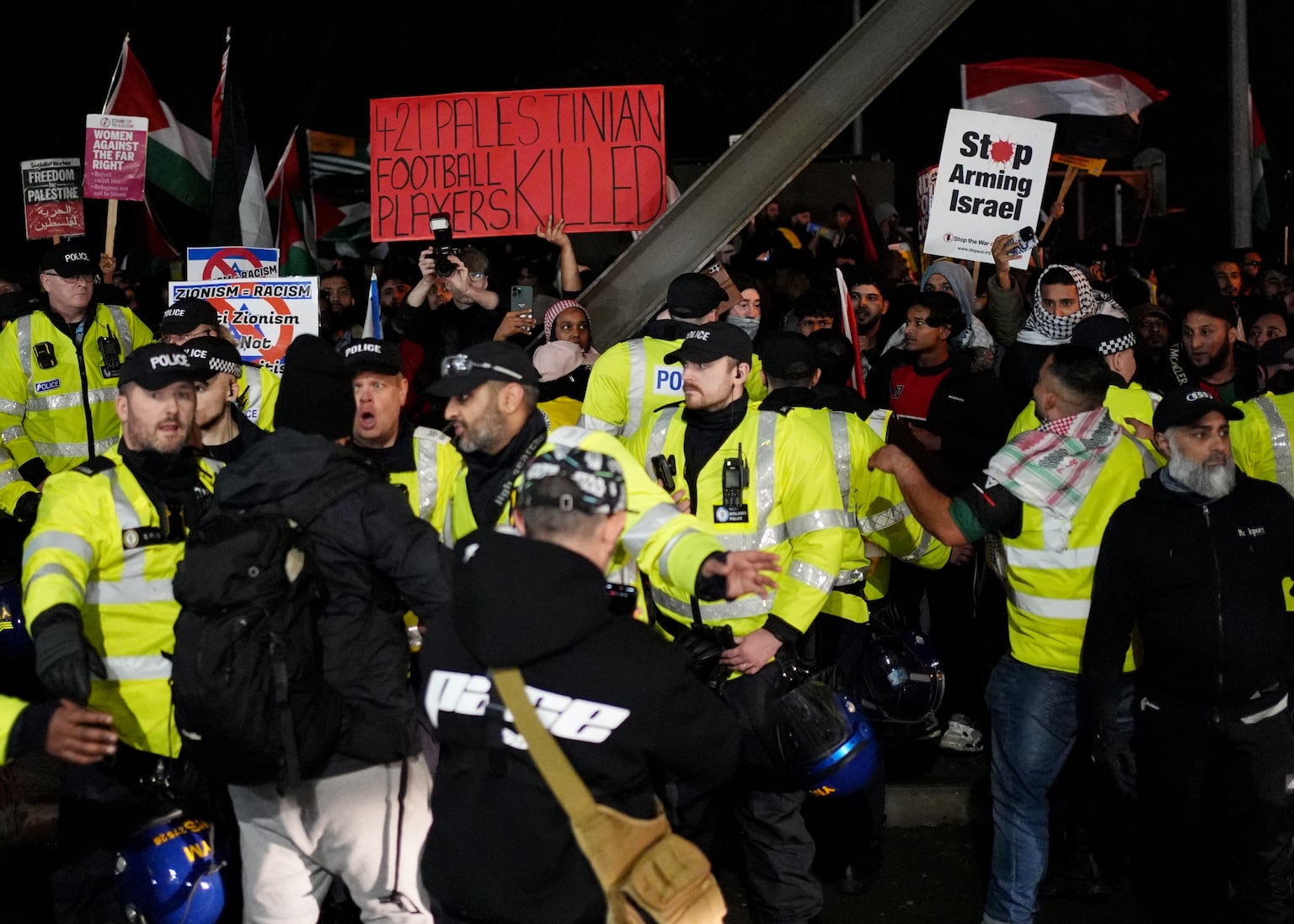 Six arrests made before Aston Villa face Maccabi Tel Aviv amid demonstrations