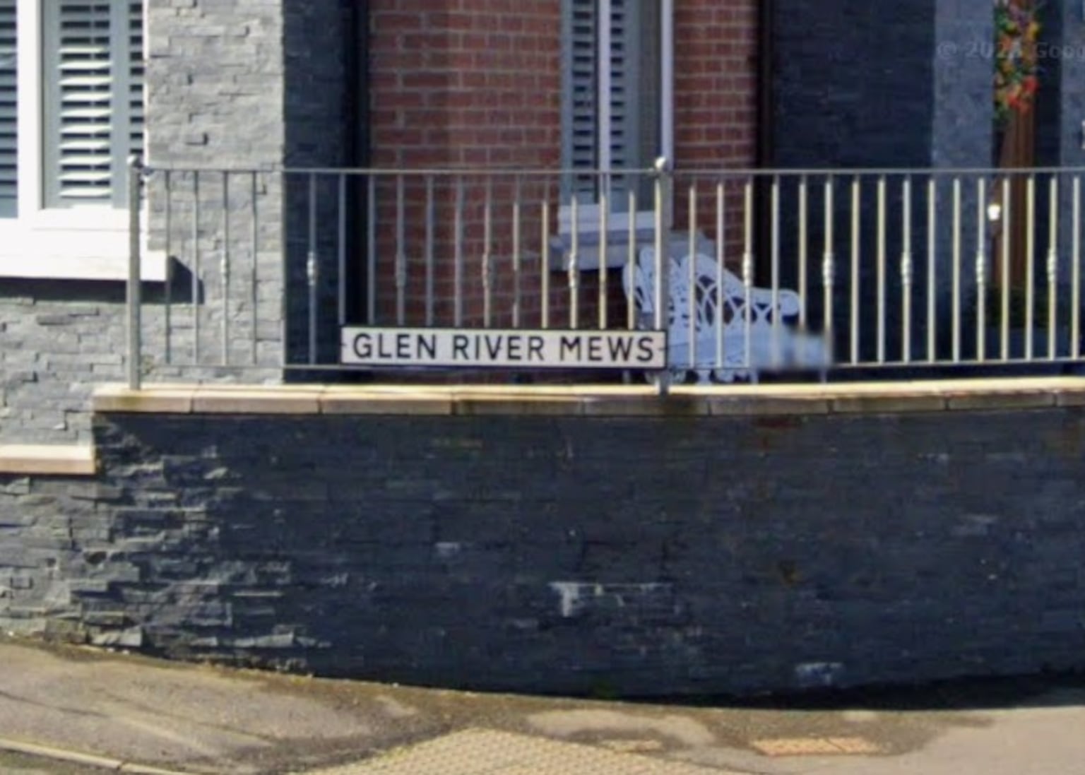 First successful Irish language street sign application in council area welcomed as ‘huge step’