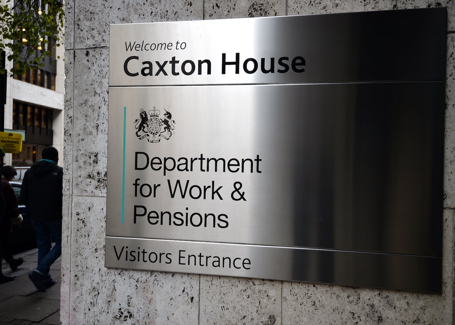 Benefit fraud crackdown should not see claimants ‘de-banked’ – minister