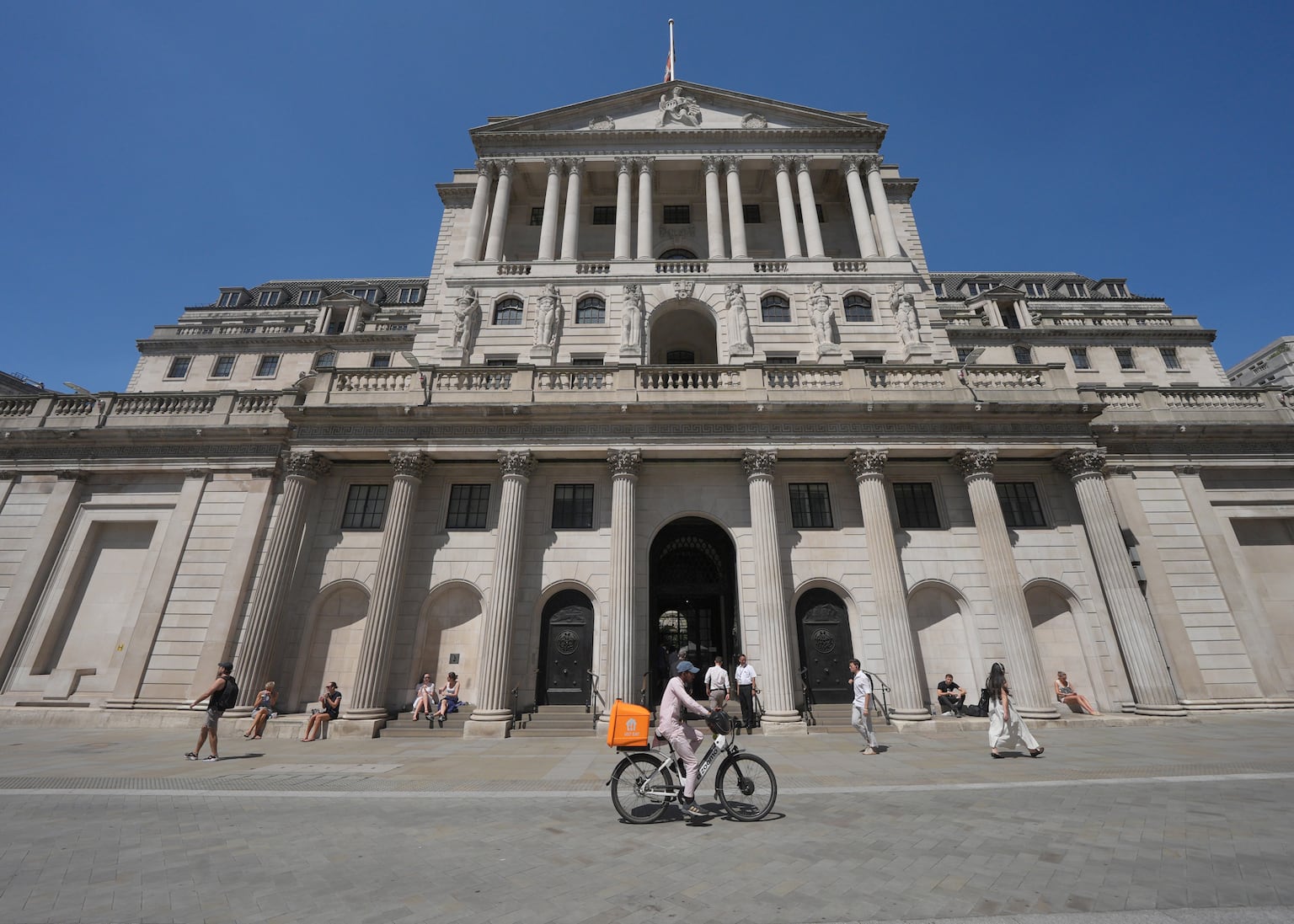 Bank of England proposes ownership limits in new stablecoin rules